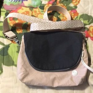 Lululemon bag
